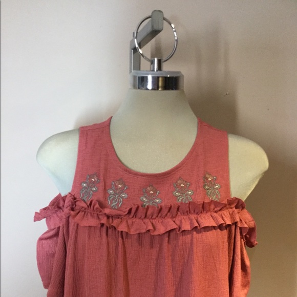 Lauren Conrad, Embroidered Front tan Colour, Size L - Picture 4 of 6